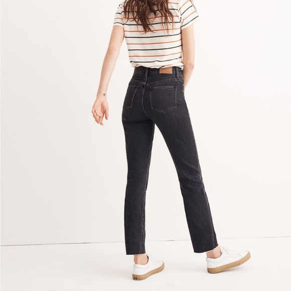 Madewell The Perfect Summer Jean in Crawley Black Wash - Picture 7 of 8